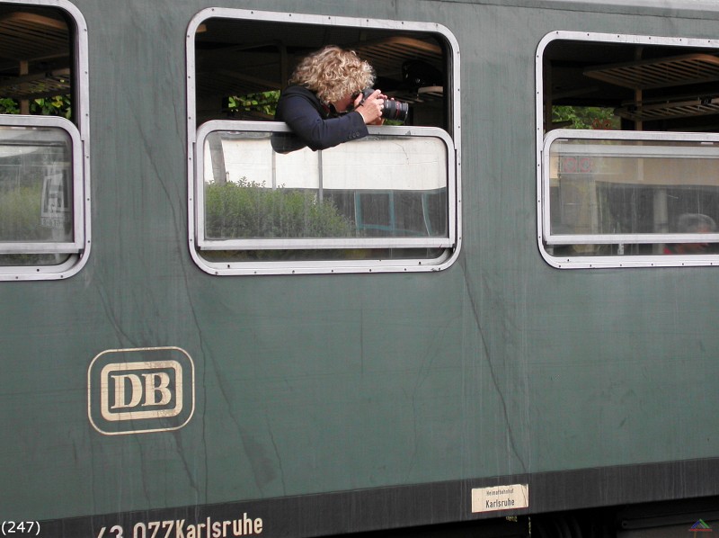 Bahn 247.jpg - Bildschön.